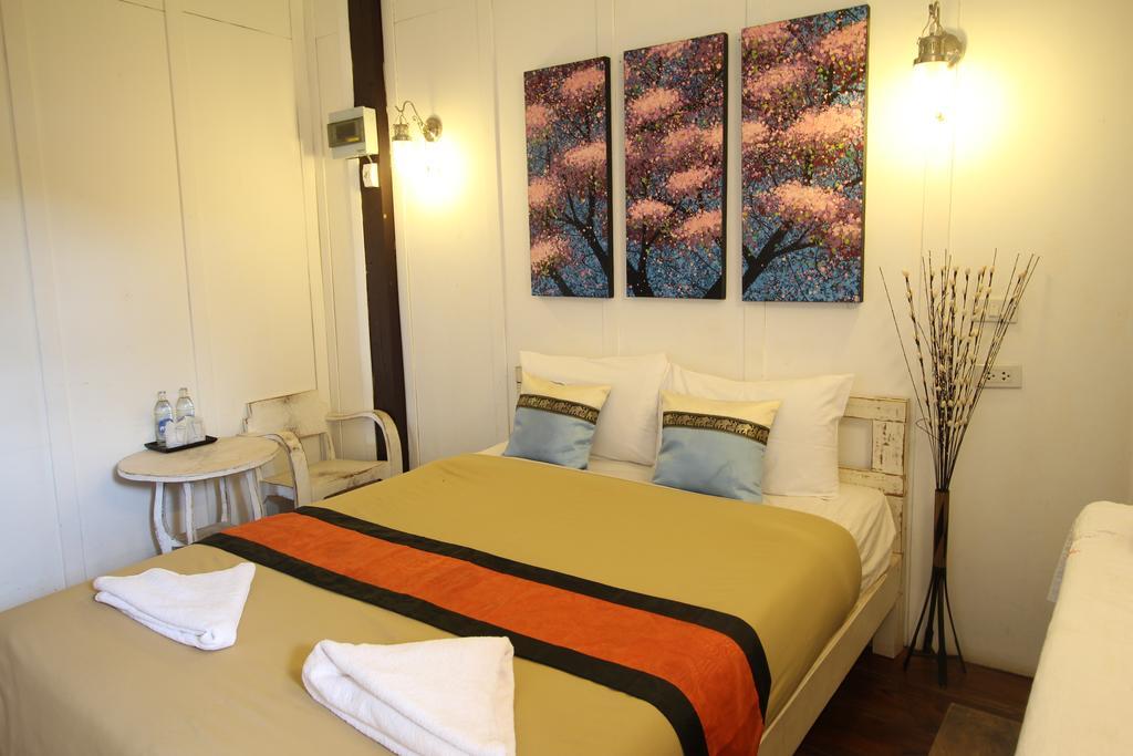 Paifah Boutique House Hotel Exterior photo