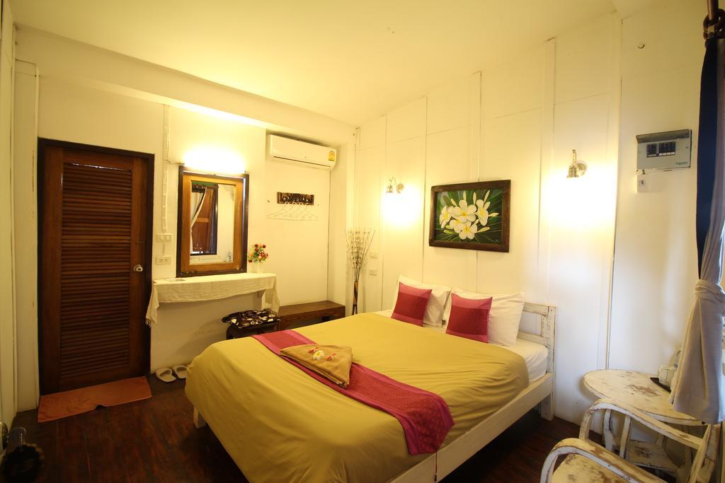 Paifah Boutique House Hotel Exterior photo