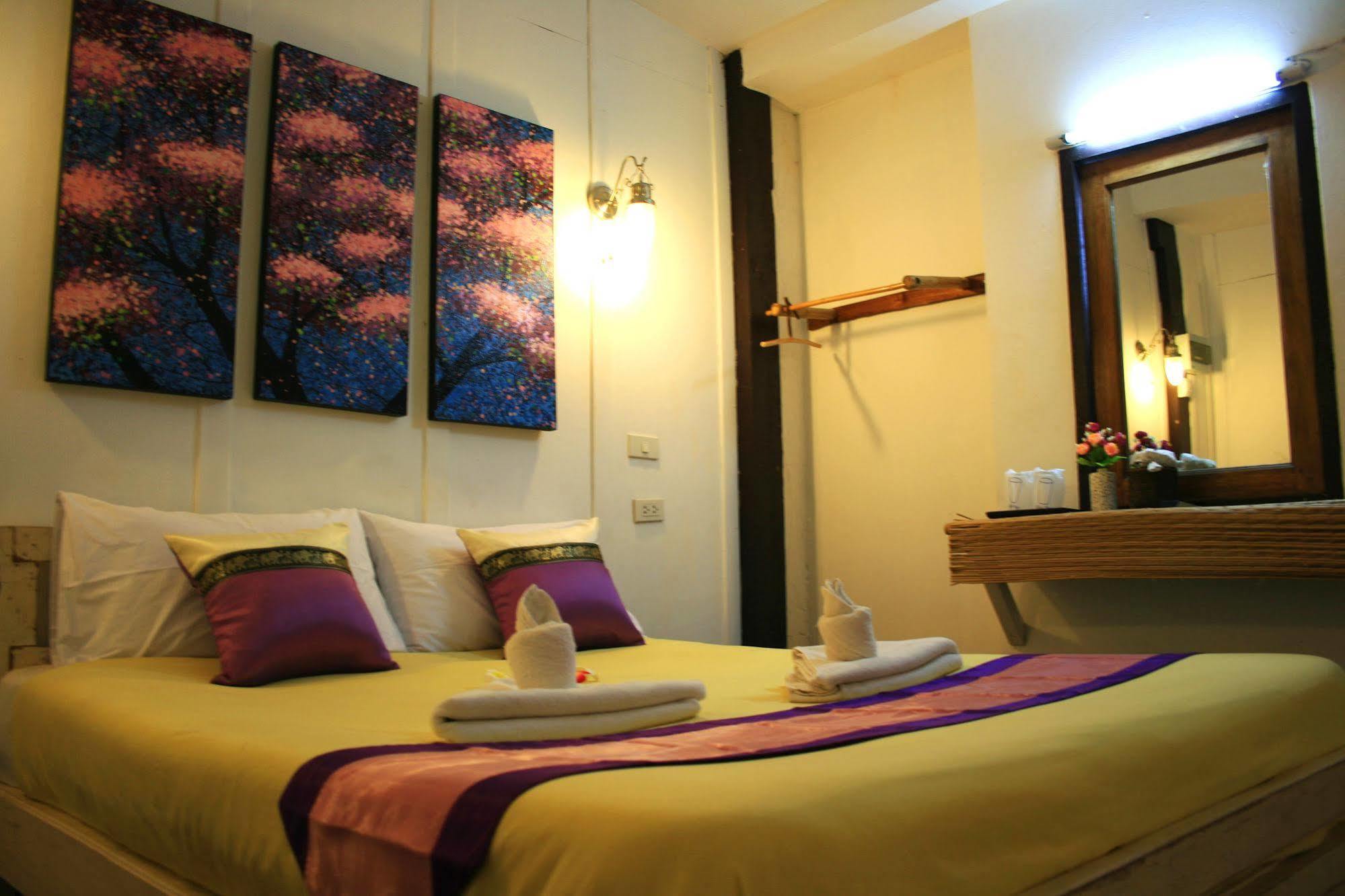 Paifah Boutique House Hotel Exterior photo